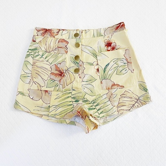 Urban Outfitters Flower Patterned Button Down Shorts SZ S - Picture 2 of 7